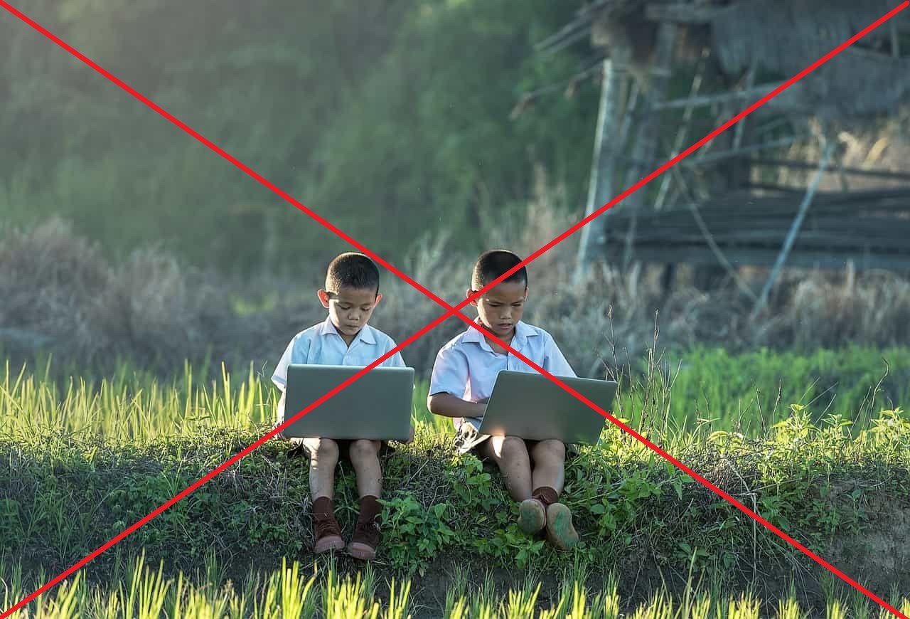 膝上テーブル　便利